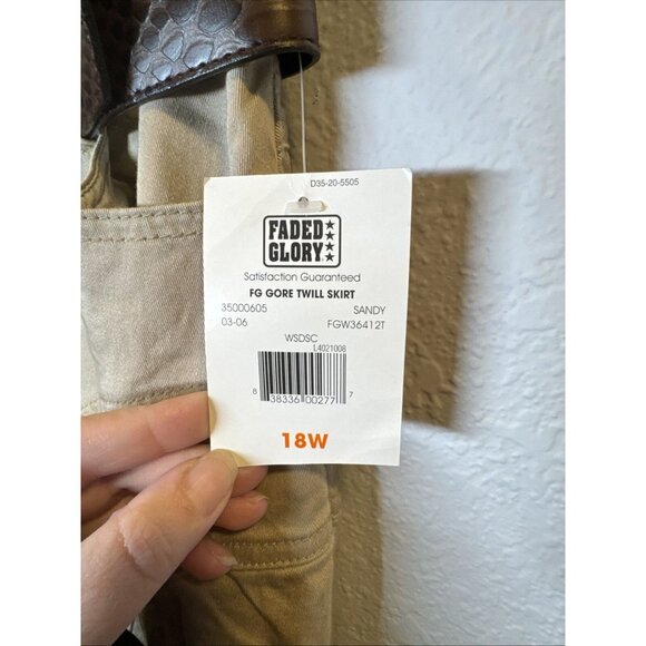 VTG Faded Glory Women’s Denim Midi Skirt 18 Blue Fit Flare Boho Western Cottage - Picture 8 of 13